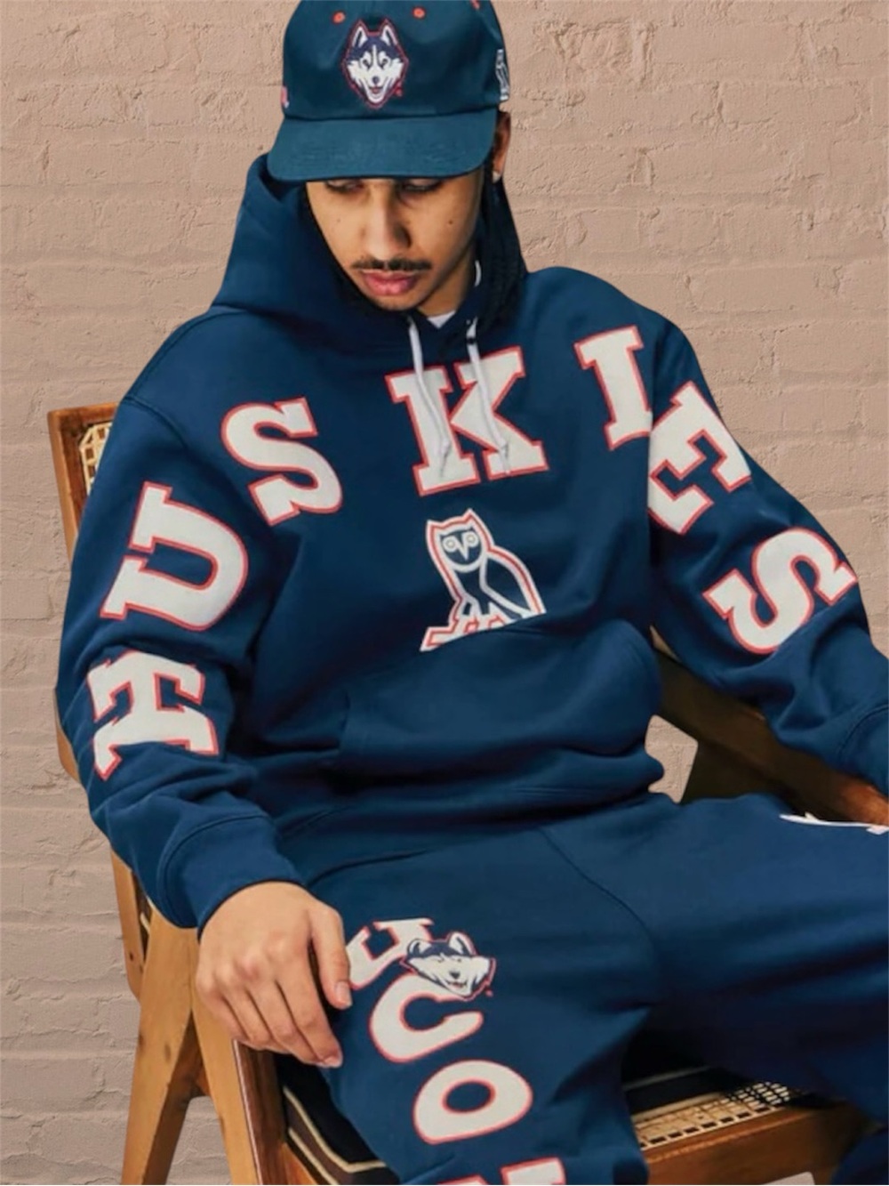 OVO x NCAA UCONN Huskies Time To Shine Pullover Hoodie October’s Very Own Medium